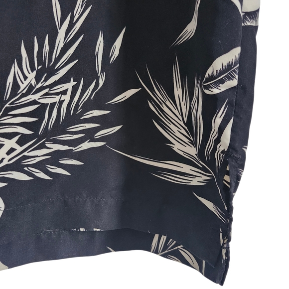 Aloha Joe Hawaiian Leaf Print Button-Up Shirt - Picture 3 of 3